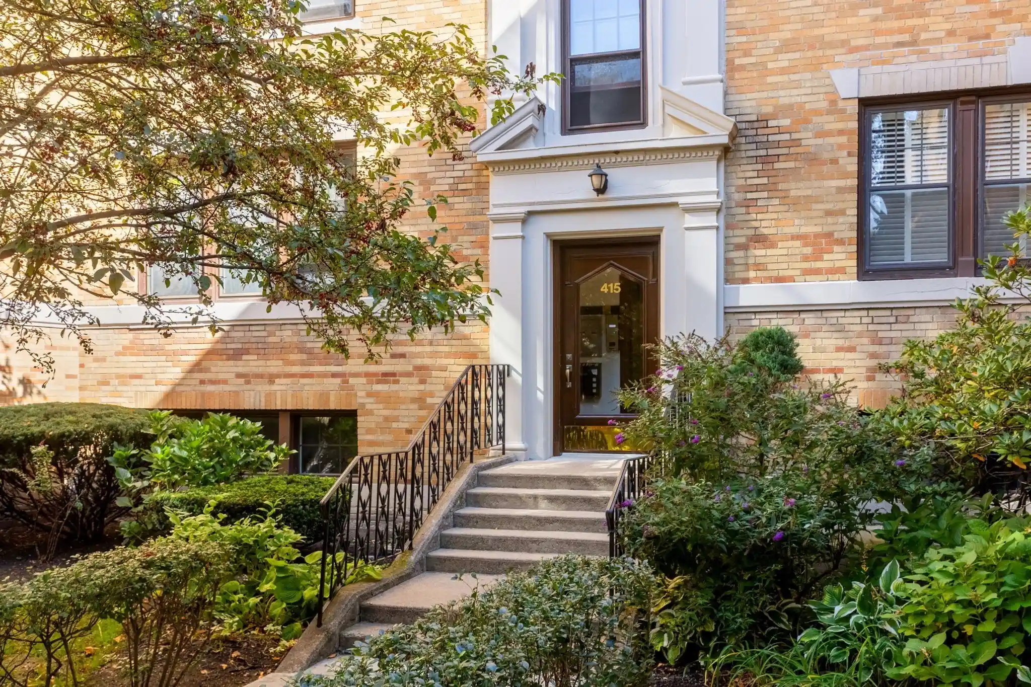 Photo 1 of Condo for sale at 415 Washington St #6, Brookline, MA 02446 | MLS# 73589858 | Listing updated on 2026-10-21
