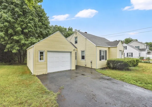Homes for sale in Springfield, MA | 38 Tinkham Rd, Springfield, MA 01129 | MLS# 73546535