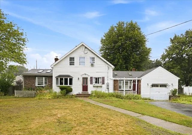 25th image of 1 Mohawk Dr, North Attleboro, MA 02760 | MLS# 73548876