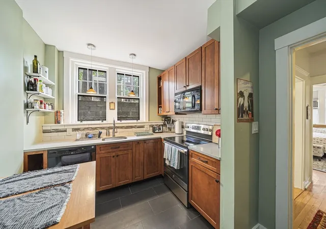 Listing Photo 4 - Condo for sale in Strathmore Heights Condominium located at 155 Strathmore, Boston, MA 02135 - Unit #12A