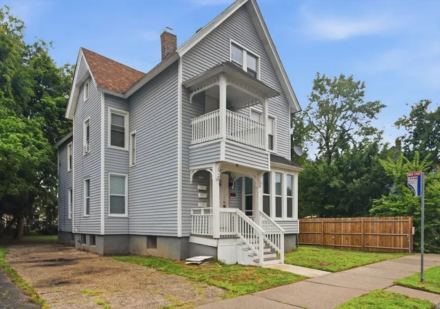 2nd image of 184 King St, Springfield, MA 01109 | MLS# 73558678