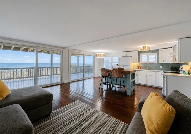 5th image of 498 No End Blvd #2, Salisbury, MA 01952 | MLS# 73556995