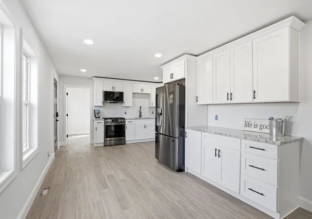 4th image of 357 Wareham St, Middleboro, MA 02346 | MLS# 73505593