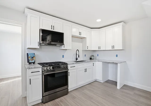 5th image of 357 Wareham St, Middleboro, MA 02346 | MLS# 73505593
