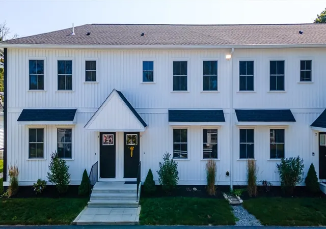 2nd image of 50 Frankfort St #3, Fitchburg, MA 01420 | MLS# 73556570