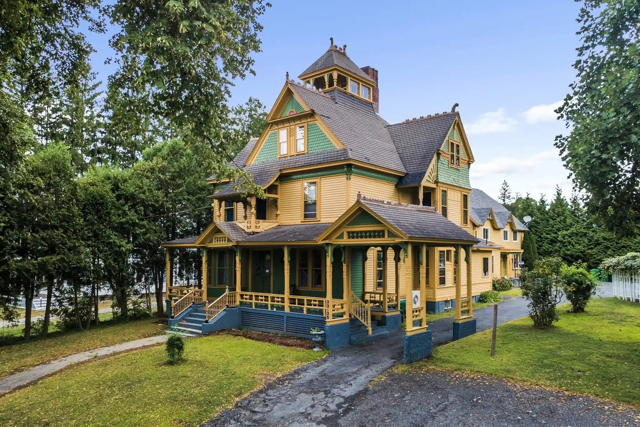 Multi family home for sale at 33-35 Prescott St, Clinton, MA 01510 | MLS# 73577024