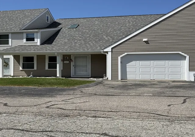 Homes for sale in Marshfield, MA | 47 Old Colony Lane #127, Marshfield, MA 02050 | MLS# 73527849