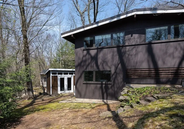 Homes for sale in Lexington, MA | 42 Peacock Farm Rd, Lexington, MA 02421 | MLS# 73509162