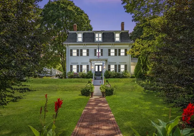 1st image of 51 High St, Newburyport, MA 01950 | MLS# 73476790