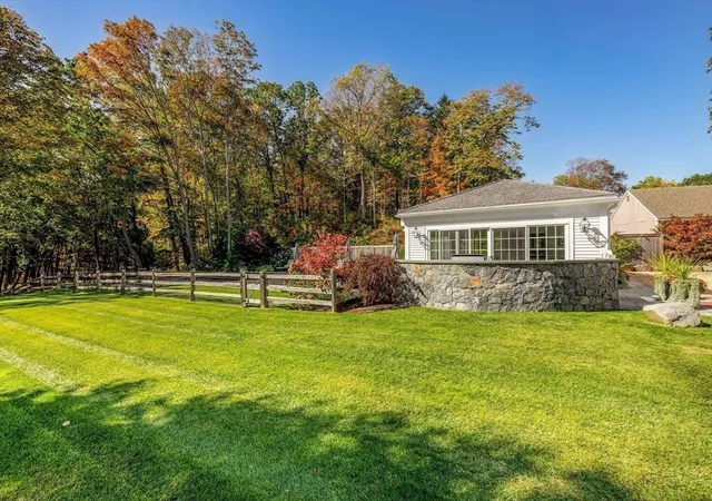 5th image of 51 High St, Newburyport, MA 01950 | MLS# 73476790