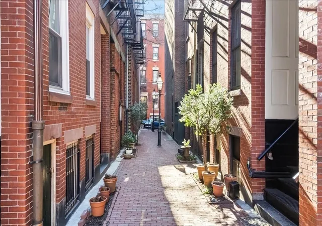 Homes for sale in Boston, MA | 6 Goodwin Pl, Boston, MA 02114