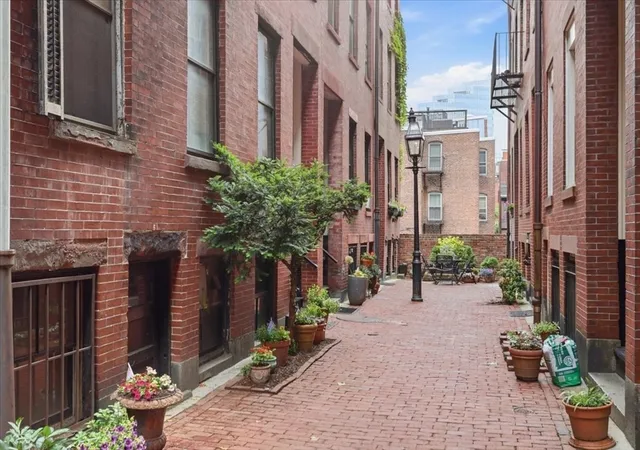 Homes for sale in Boston, MA | 6 Goodwin Pl, Boston, MA 02114