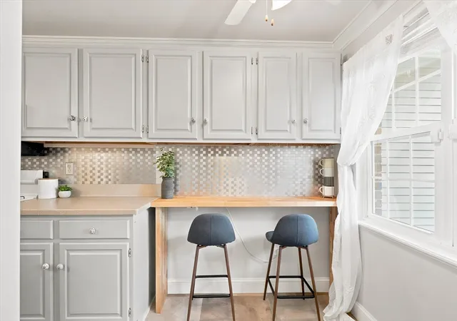 5th image of 2 Chapman Pl #2, Leominster, MA 01453 | MLS# 73553142