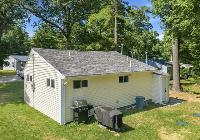 image of 8 Violet St, Lakeville, MA 02347 | MLS# 73548946