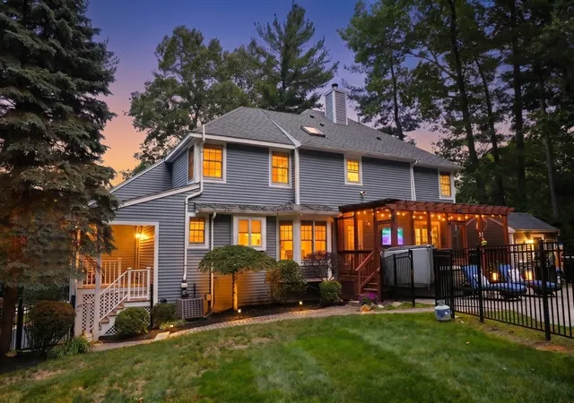 Homes for sale in North Reading, MA | 4 Burnham Dr, North Reading, MA 01864 | MLS# 73541763