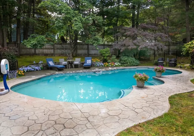 Homes for sale in North Reading, MA | 4 Burnham Dr, North Reading, MA 01864 | MLS# 73541763