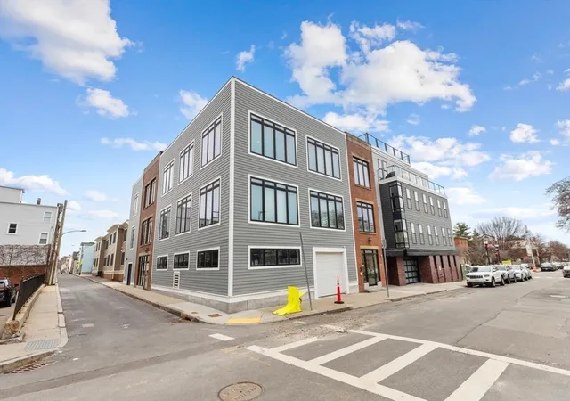 2nd image of 115 B St, South Boston, MA 02127