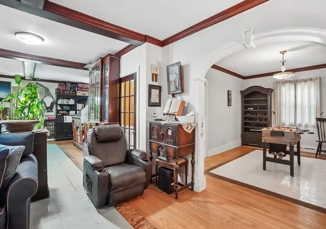 4th image of 330 Primrose St, Haverhill, MA 01830 | MLS# 73558510