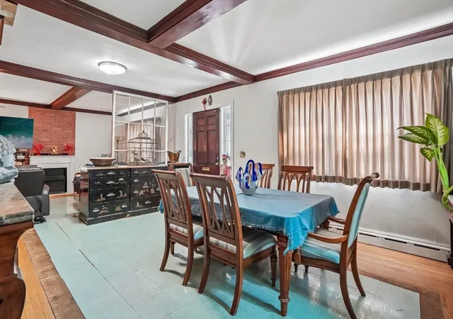 5th image of 330 Primrose St, Haverhill, MA 01830 | MLS# 73558510