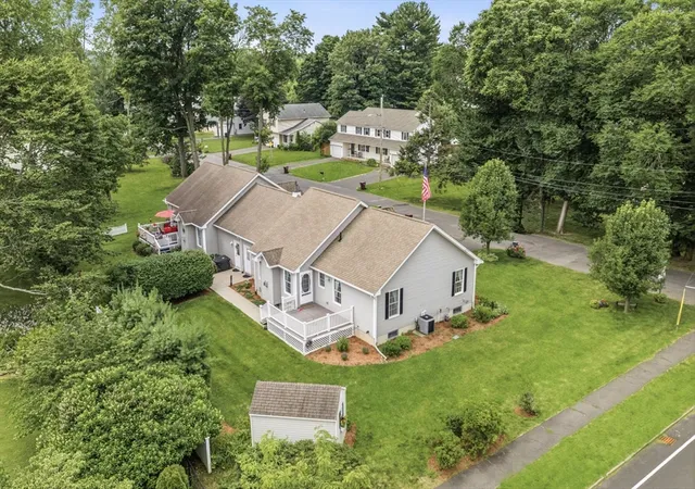 4th image of 6 Toledo Ave, Westfield, MA 01085
