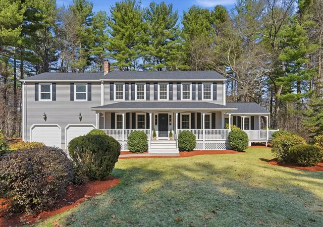 Photo 2 of Sale Pending at 101 Barry Dr, Tewksbury, MA 01876 | MLS# 73502584 | Listing updated on 2026-05-06