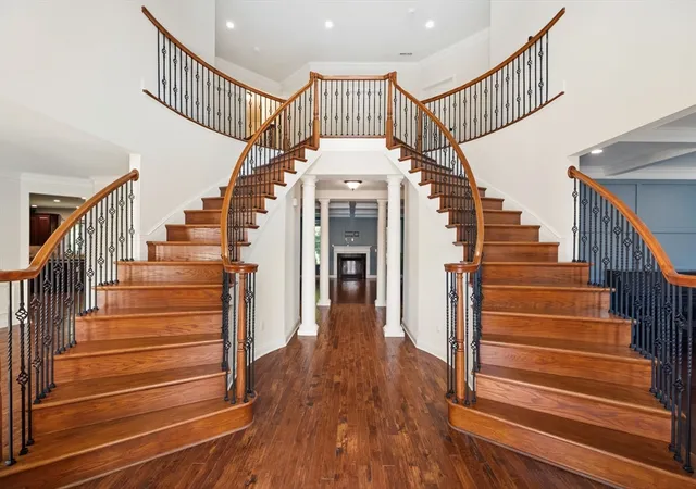 4th image of 208 Mohawk Path, Holliston, MA 01746 | MLS# 73563504