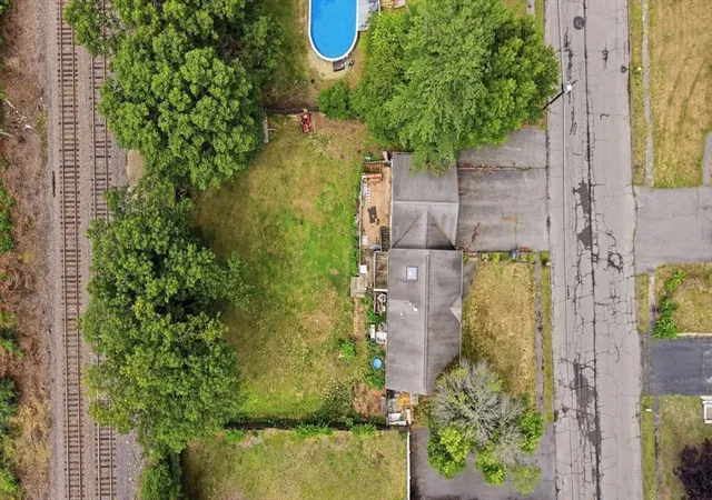 27th image of 12 Harjean Rd, Billerica, MA 01821 | MLS# 73548221