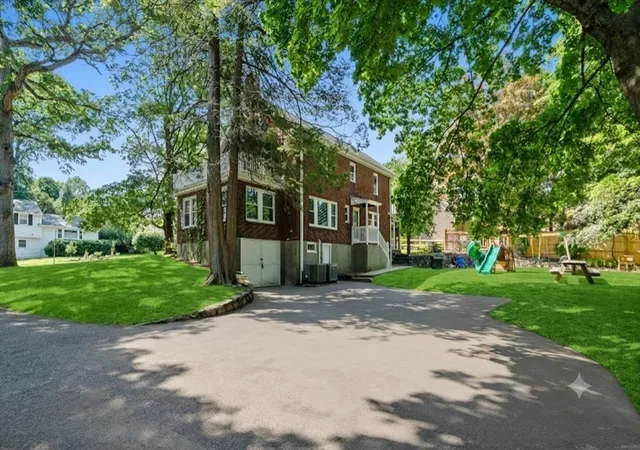 2nd image of 77 Barber Rd, Framingham, MA 01702 | MLS# 73549505