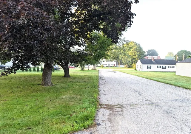 25th image of 7 Allen St, West Brookfield, MA 01585 | MLS# 73568286