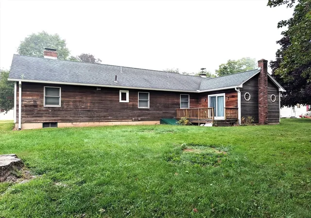 Photo 3 of Sale Pending at 7 Allen St, West Brookfield, MA 01585 | MLS# 73568286 | Listing updated on 2026-09-03