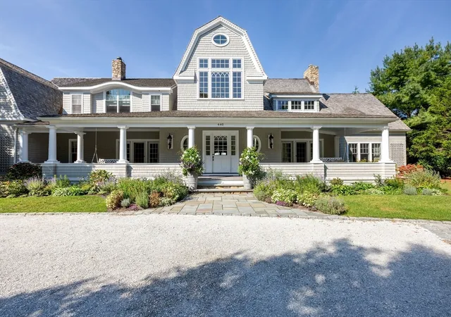 4th image of 440 Grand Island Dr, Barnstable, MA 02655 | MLS# 73383981
