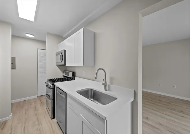 Photo 2 of Sale Pending at 26d Shrewsbury Green #26D, Shrewsbury, MA 01545 | MLS# 73563316 | Listing updated on 2026-09-19