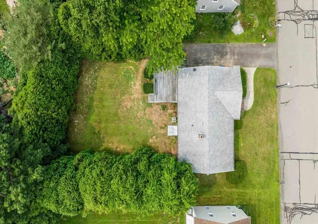 31st image of 52 Valley View Dr, New Bedford, MA 02740 | MLS# 73552442
