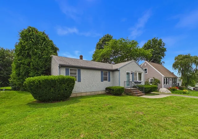3rd image of 52 Valley View Dr, New Bedford, MA 02740 | MLS# 73552442