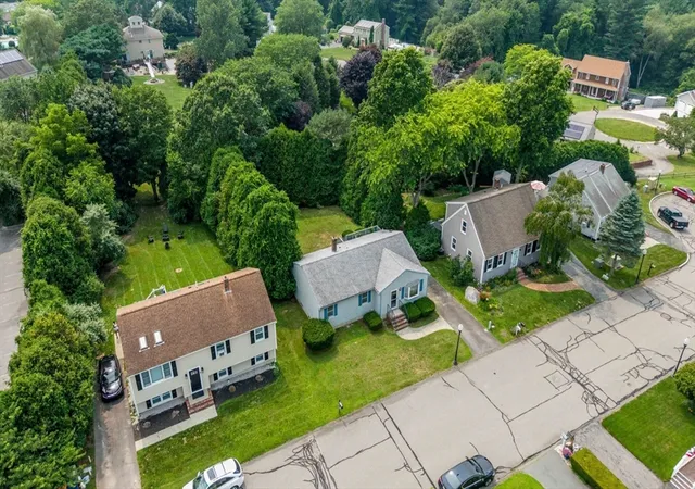 4th image of 52 Valley View Dr, New Bedford, MA 02740 | MLS# 73552442
