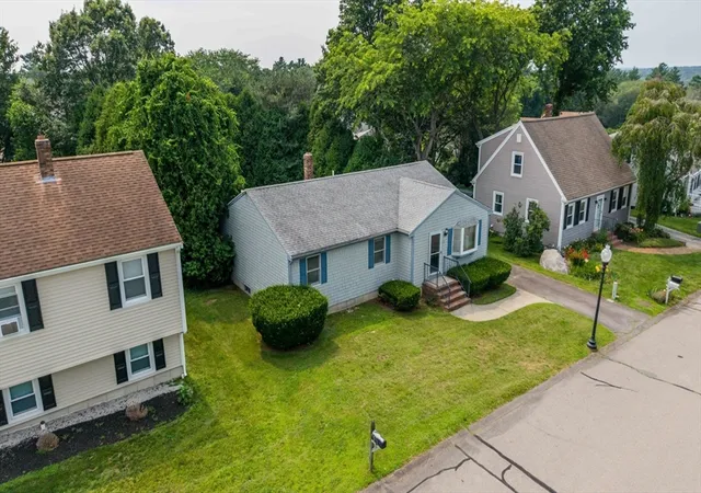 5th image of 52 Valley View Dr, New Bedford, MA 02740 | MLS# 73552442