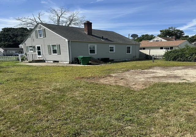 3rd image of 42 Clairmont Ave, Chicopee, MA 01013 | MLS# 73558708