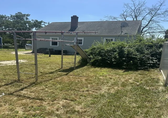 5th image of 42 Clairmont Ave, Chicopee, MA 01013 | MLS# 73558708