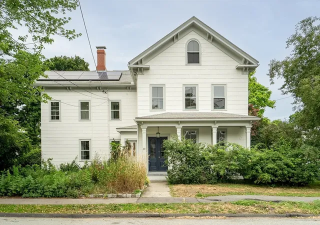 1st image of 39 Green St, Watertown, MA 02472 | MLS# 73550472