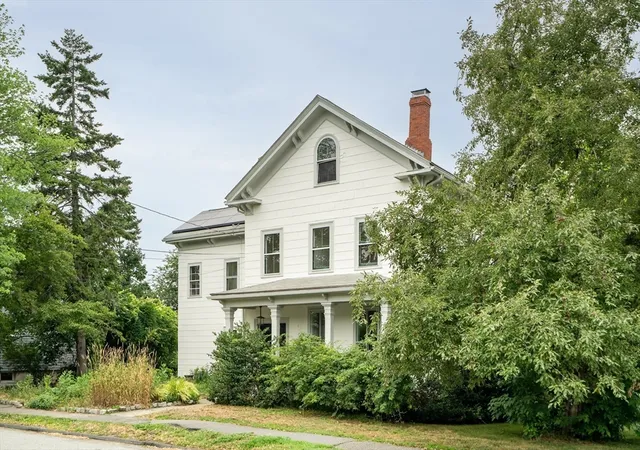 2nd image of 39 Green St, Watertown, MA 02472 | MLS# 73550472