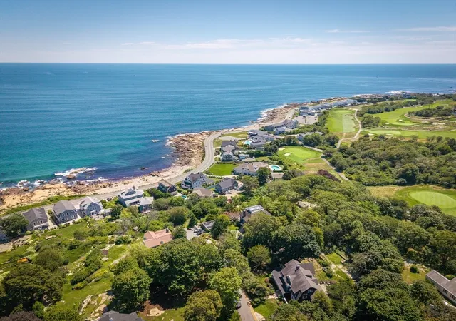 41st image of 8 Brier Rd, Gloucester, MA 01930 | MLS# 73567880