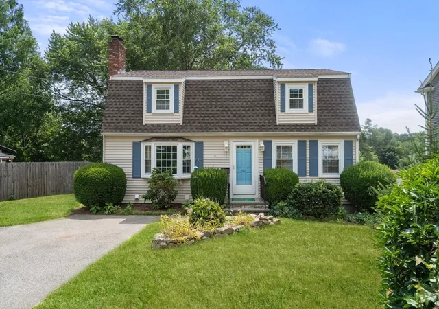image of 102 Cherry St, Framingham, MA 01701 | MLS# 73550657