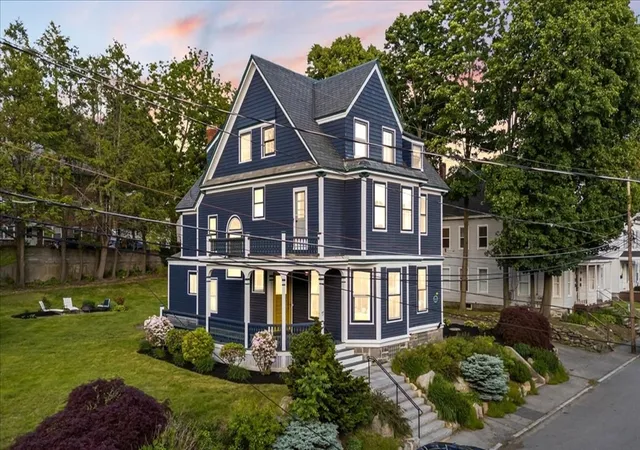 1st image of 44 Hanks St, Lowell, MA 01852 | MLS# 73385786