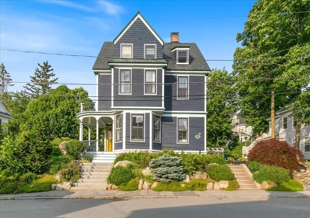 2nd image of 44 Hanks St, Lowell, MA 01852 | MLS# 73385786