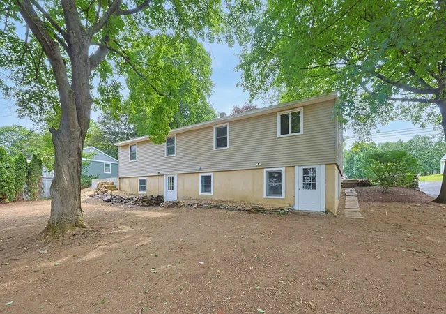 17th image of 16 Smithville Rd, Spencer, MA 01562 | MLS# 73556299