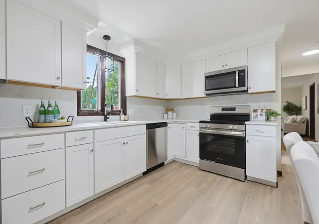 2nd image of 16 Smithville Rd, Spencer, MA 01562 | MLS# 73556299