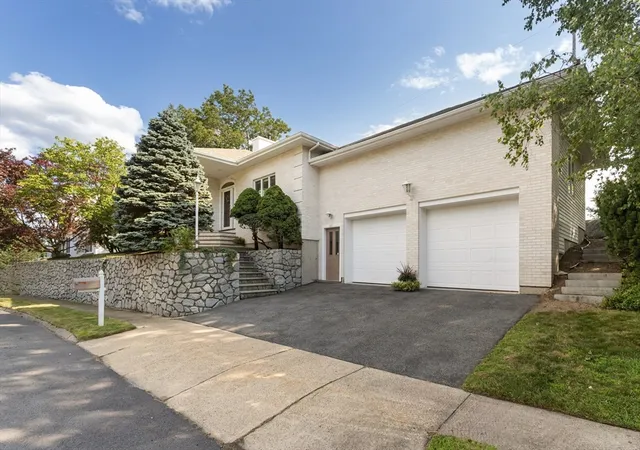 Photo 1 of Single family home for sale at 66 Nells Pond Rd, Lynn, MA 01904 | MLS# 73564444 | Listing updated on 2026-09-18