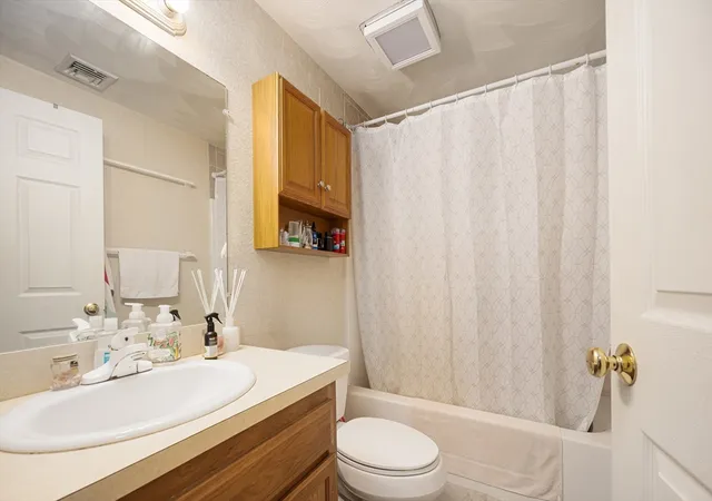 Photo 4 of Multi family home for sale at 127 Maple Street, Attleboro, MA 02703 | MLS# 73568566 | Listing updated on 2026-08-30