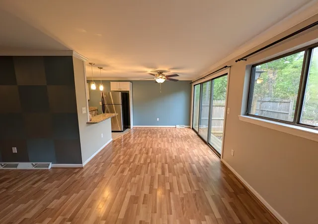 3rd image of 233 Meeting House Path #233, Ashland, MA 01721 | MLS# 73522752