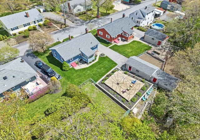 Photo 2 of Single family home for sale at 7 Cedarcrest Rd, Salem, MA 01970 | MLS# 73569530 | Listing updated on 2026-09-09
